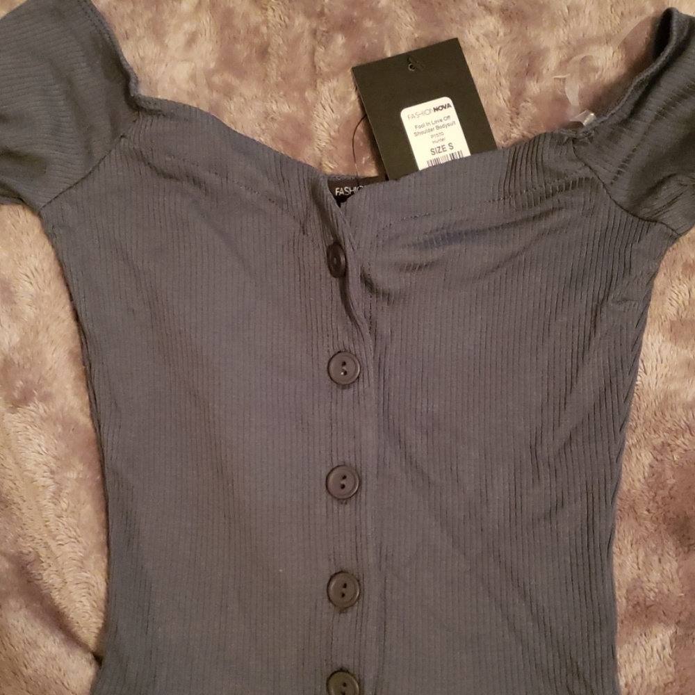 FASHION NOVA bodysuit size small